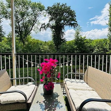 Proche Chateau De Versailles Avec Balcon Vu Sur Une Foret Et Parking Gratuit Pour 5 Personnes Maximum Dış mekan fotoğraf